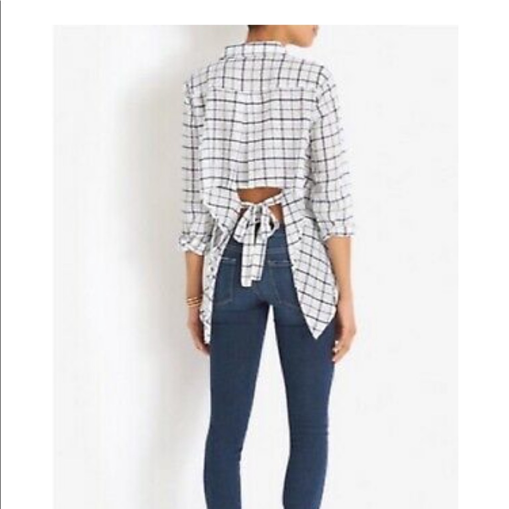 Elizabeth & James Tie Back Cutout Shirt Sz Small